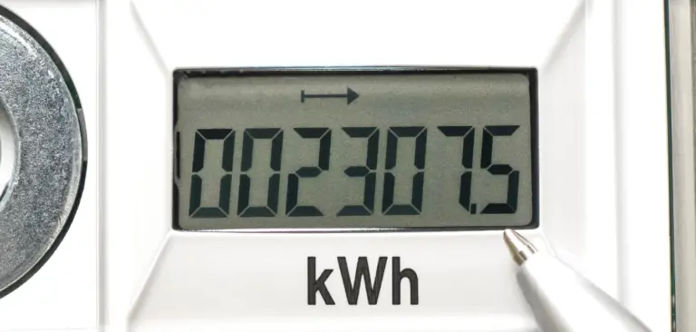 How Many Kwh Do Solar Panels Produce? (Simple Guide!)